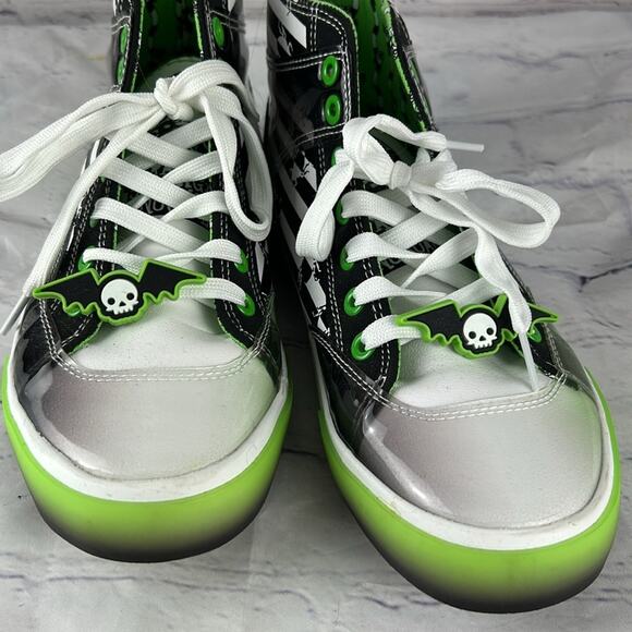 Beetlejuice High Top It’s Show Time Striped Neon Green Sneakers Women’s 7 - Picture 5 of 8